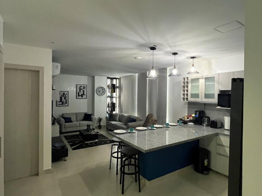 New Luxury Apartment With King - Size Bed Ceibos Γκουαγιακίλ Εξωτερικό φωτογραφία